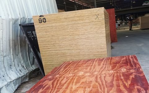 建筑工地模板一平方多少錢?減少30%材料成本 建筑工地模板一平方多少錢?減少30%材料成本