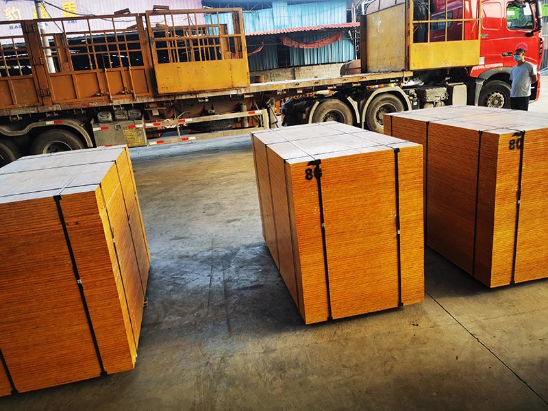 25層以下的建筑使用什么模板?覆膜板適合嗎 25層以下的建筑使用什么模板?覆膜板適合嗎