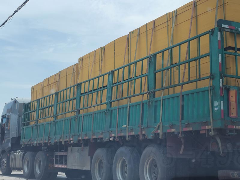 915×1830建筑模板價格多少?一張模板多少平方?