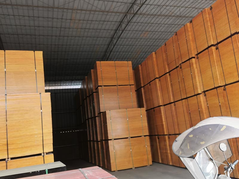 建筑模板尺寸是多大的?30層建筑適合采購(gòu)什么板?