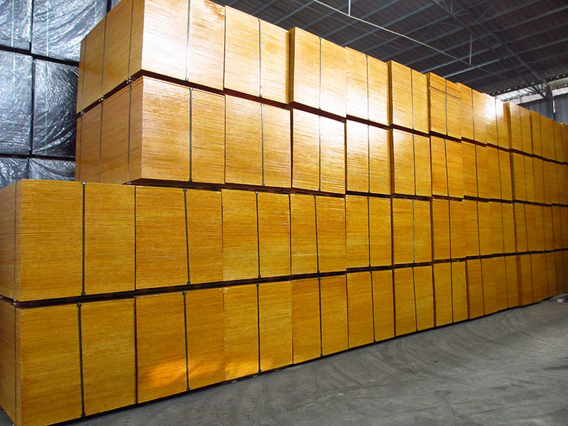 工地用的紅木板多少錢一張？直接從廠家批發(fā)購買