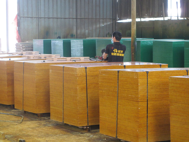 覆塑建筑模板廠家有哪些 知名覆塑板廠家介紹
