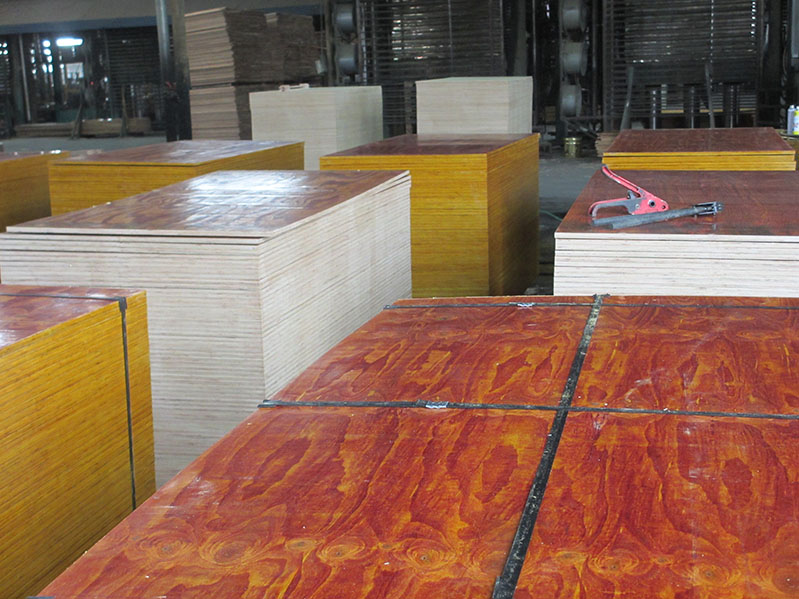 建筑層板價(jià)格多少錢？節(jié)省30%的材料成本