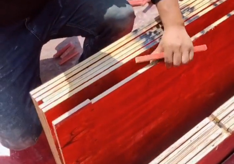 質(zhì)量差的建筑木模板，趕緊避雷!